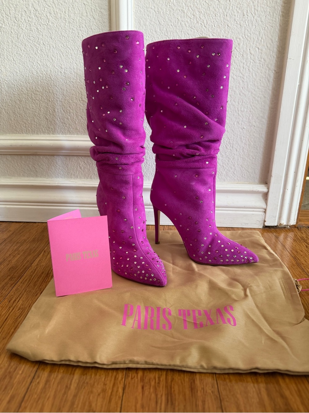 Paris Texas
Suede Slouch Boots
Women's Size: 5.5 | IT 35.5